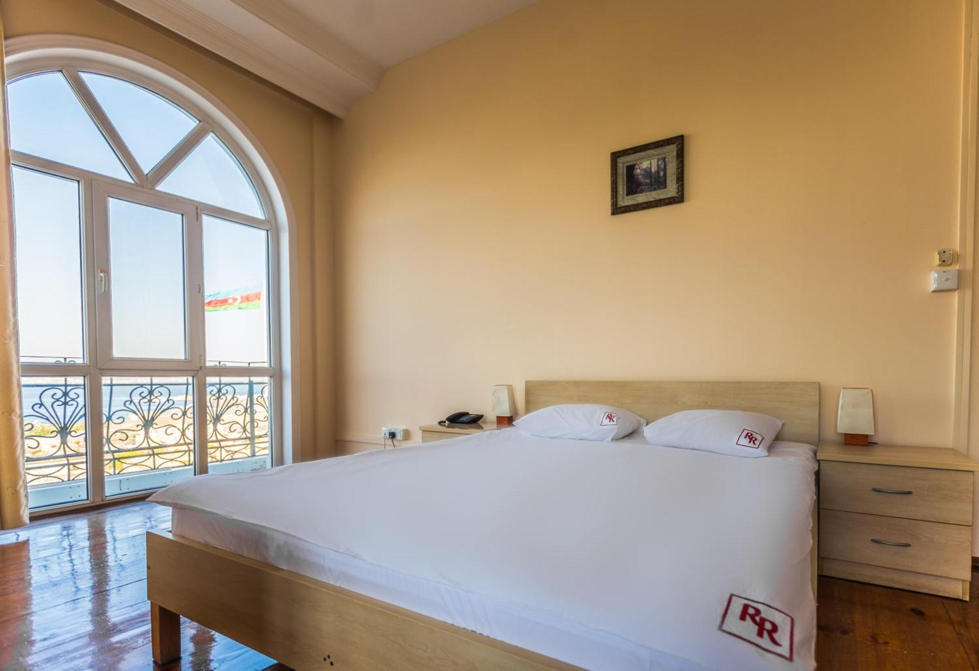 Red Roof Seaview Hotel Баку Екстер'єр фото