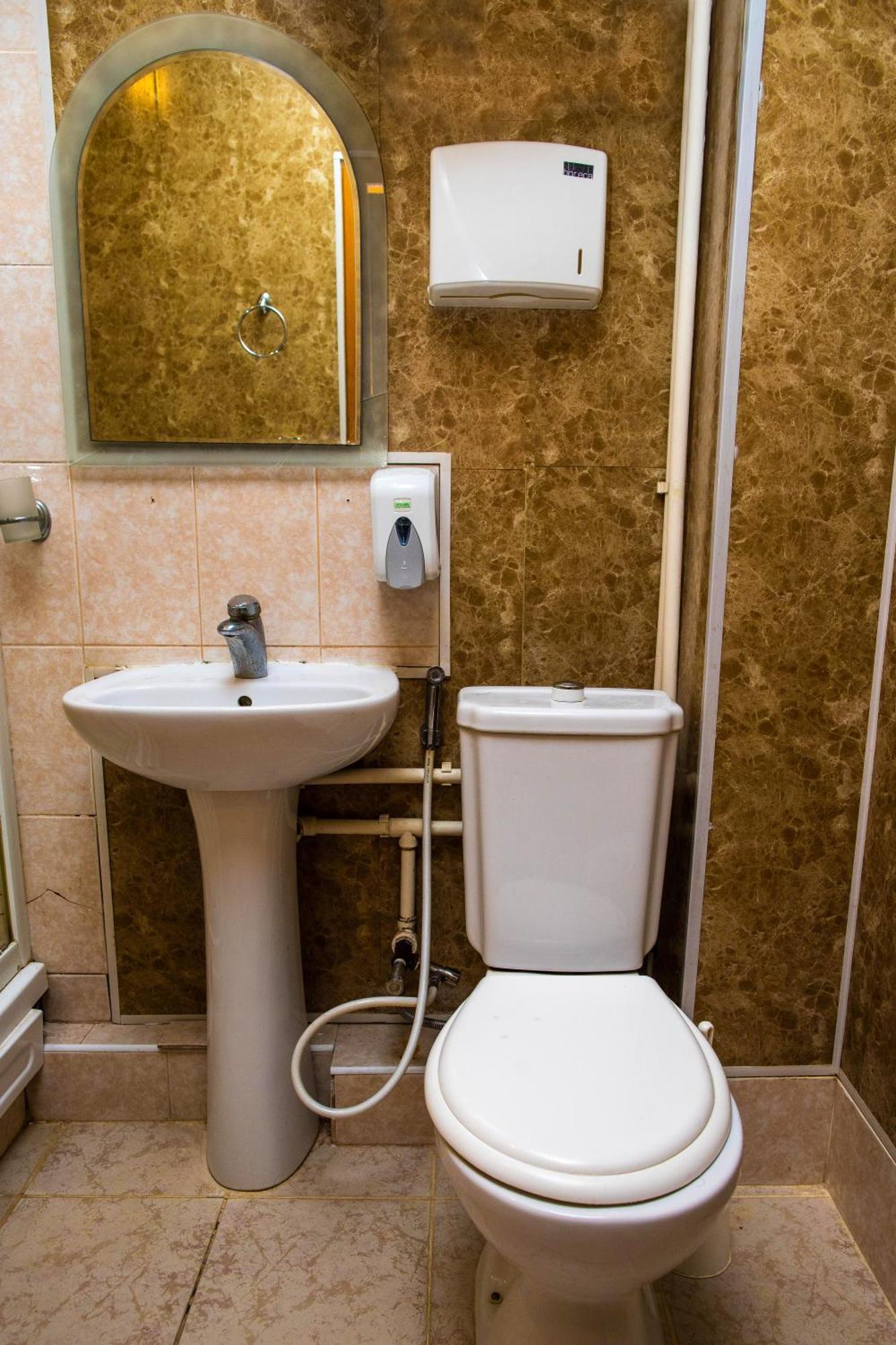 Red Roof Seaview Hotel Баку Екстер'єр фото