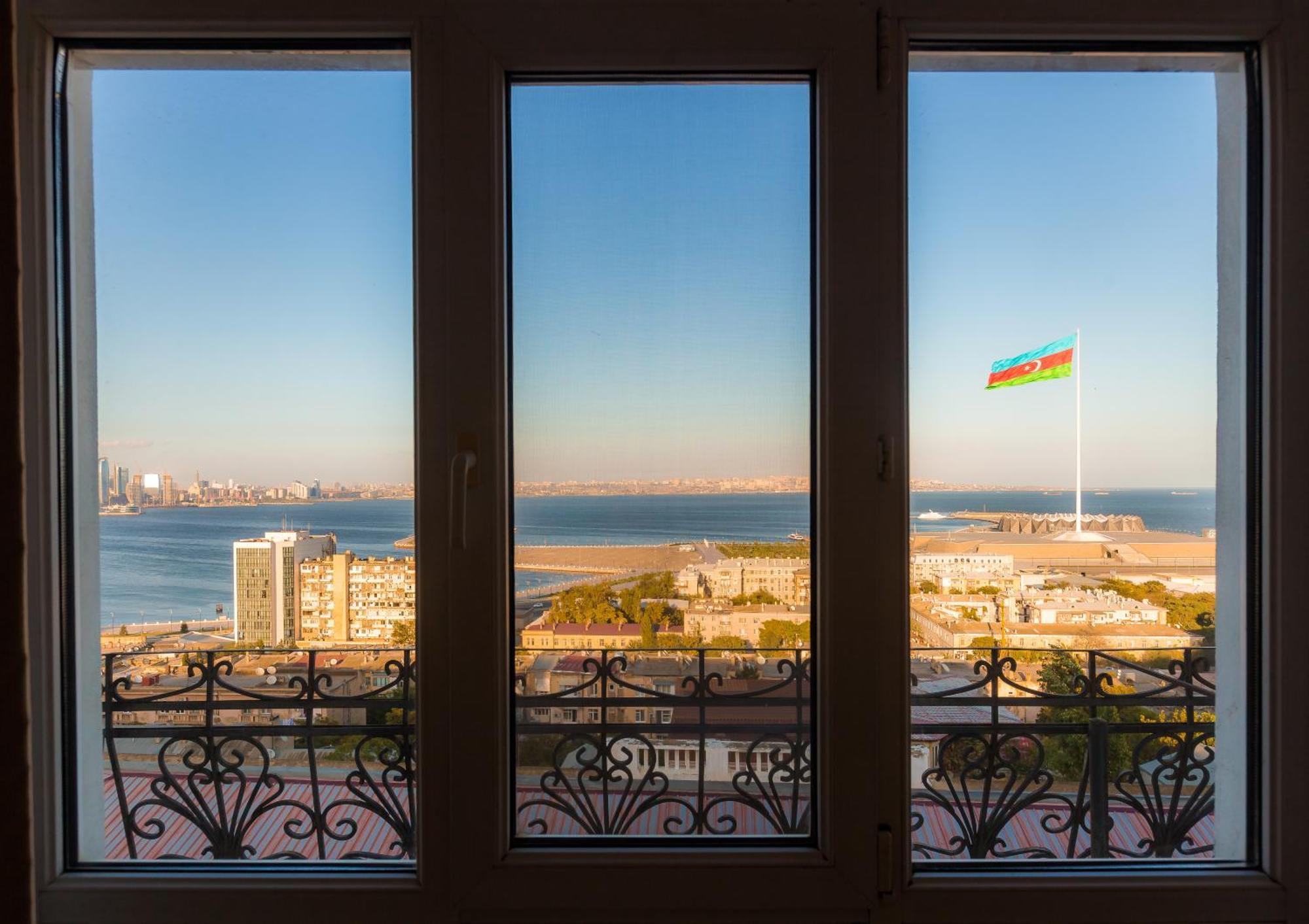 Red Roof Seaview Hotel Баку Екстер'єр фото