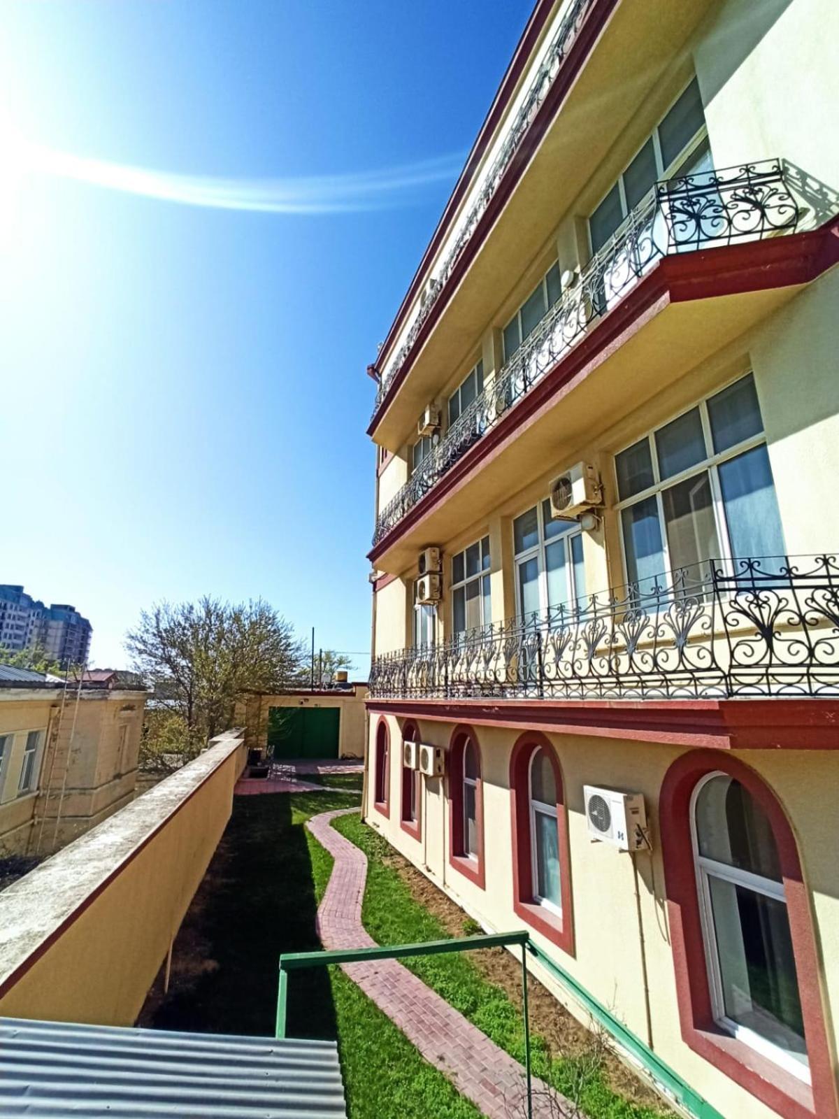 Red Roof Seaview Hotel Баку Екстер'єр фото